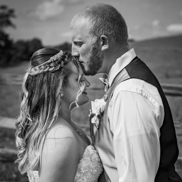 Meet your Posher, Shelby - Picture 1 of 1